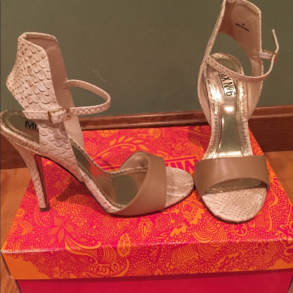 Cream/Tan Open Toe Stiletto